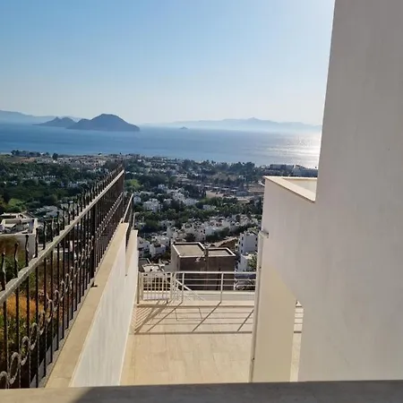 Bodrum Kadikalesi Villa Sonsuzluk Havuzlu Full Deniz Manzarali Бодрум
